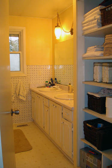 mainbathroom (2) Main bathroom