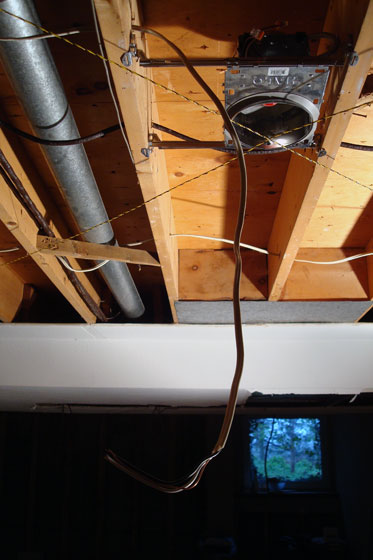 Pot light housing installed