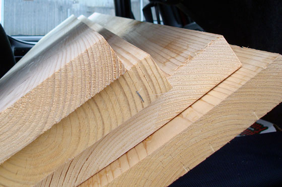Squared edges on lumber