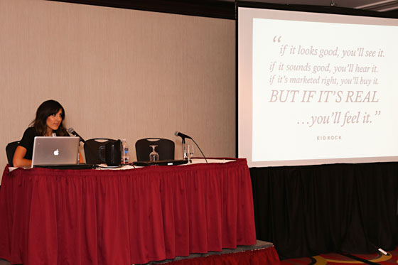 Stephanie Sterjovski presents at BlogPodium
