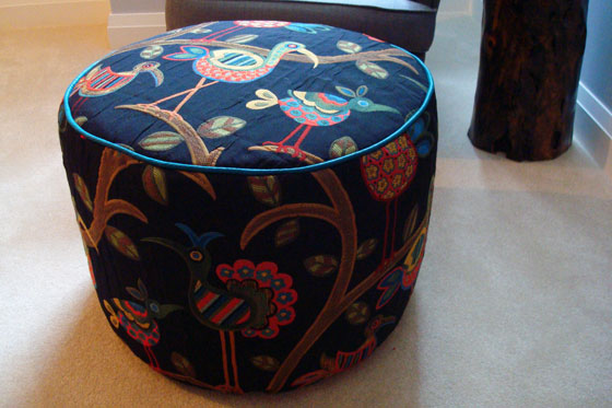 Round ottoman DIY