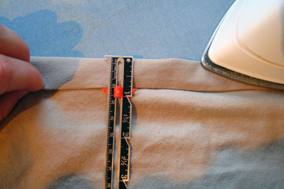 Upholstering a round foot stool