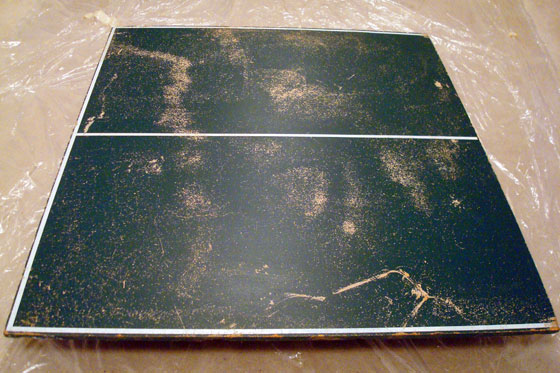 Damaged pingpong tabletop