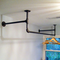 Hanging rack made out of pipe