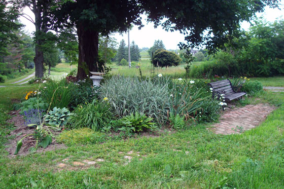 Turnaround garden in July 2015