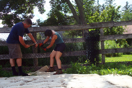 Installing chainlink fence in the garden