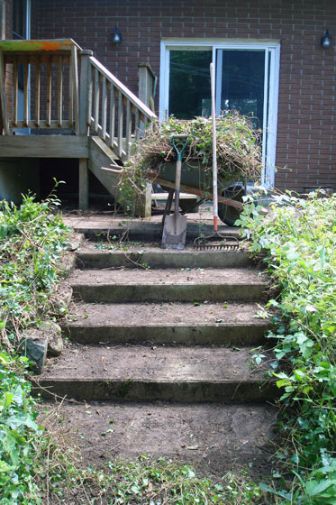 Concrete patio steps