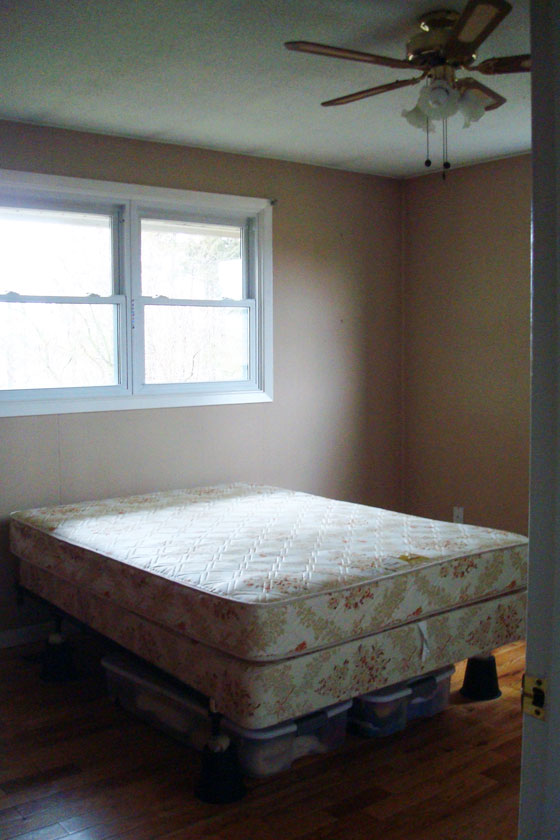 Guestroom before
