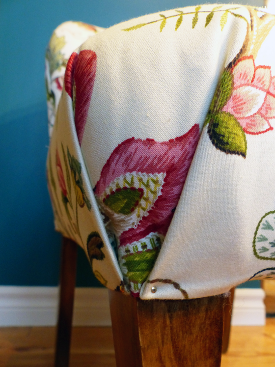 Reupholstering a slipper chair