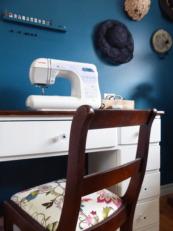 Sewing desk