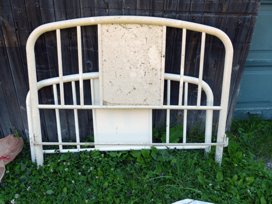 Vintage metal bedframe painted cream