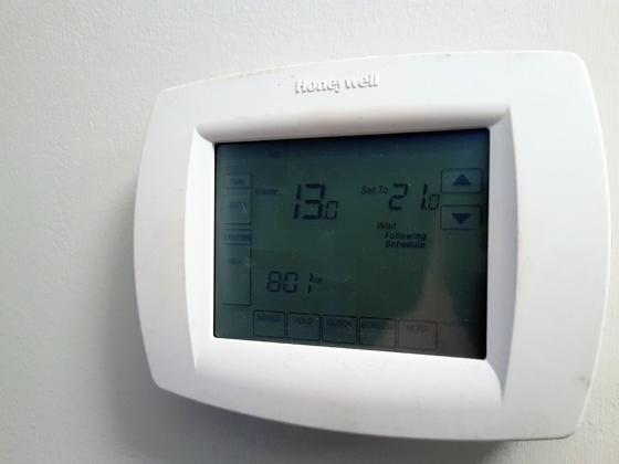 Thermostat showing 13 degrees
