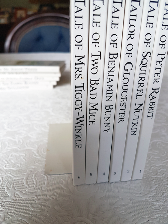 Hidden metal bookend